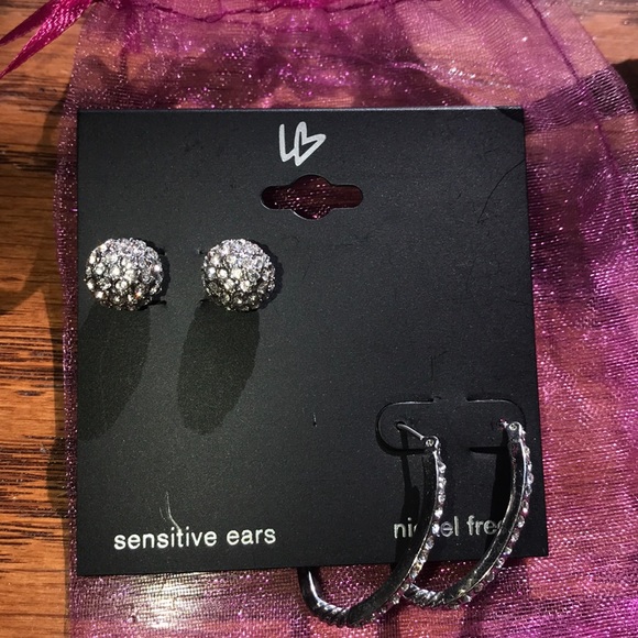 Brand new cubic zirconia earrings - Picture 2 of 3